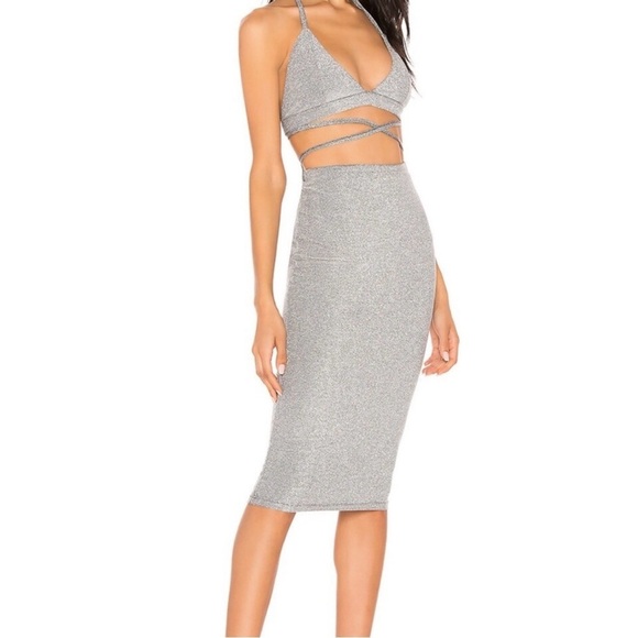 NWT REVOLVE BY THE WAY Eliza Shimmer Skirt Silver S - Picture 3 of 11